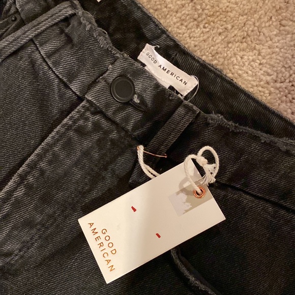 NWT GOOD AMERICAN | Icon straight vintage look distressed black denim jeans sz 6 - Picture 13 of 13